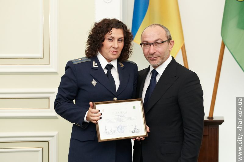 Геннадій Кернес нагородив найкращих юристів міста
