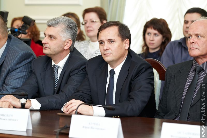 Геннадій Кернес нагородив найкращих юристів міста