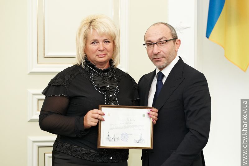Геннадій Кернес нагородив найкращих юристів міста