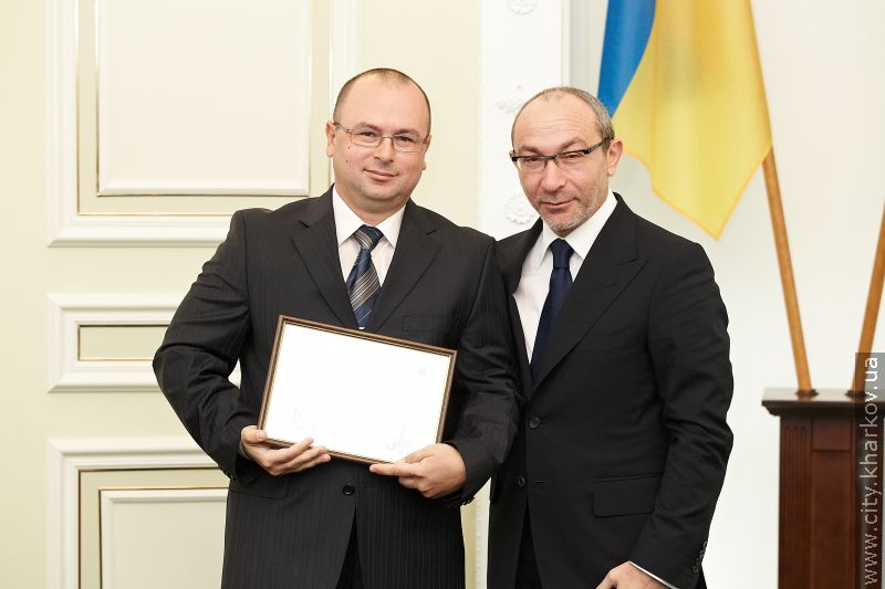 Геннадій Кернес нагородив найкращих юристів міста