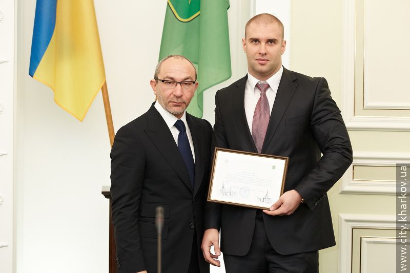 Геннадій Кернес нагородив найкращих юристів міста