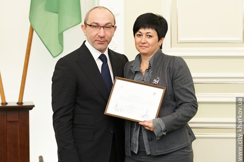 Геннадій Кернес нагородив найкращих юристів міста
