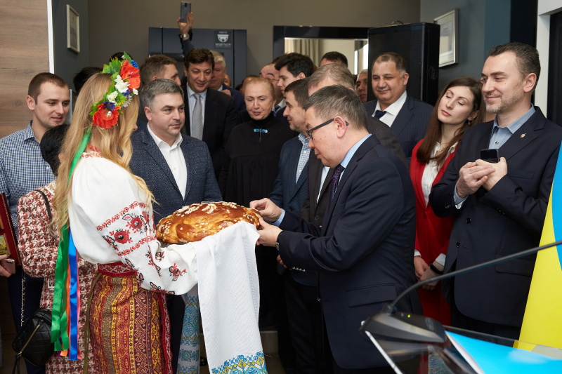 У Харкові відкрилося почесне консульство Казахстану