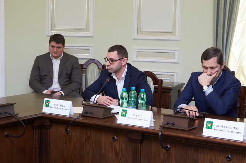 Геннадій Кернес зустрівся з працівниками коксового заводу