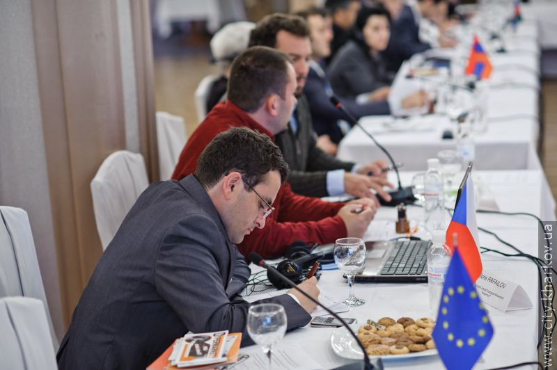 Чеські неурядові організації поділяться досвідом боротьби з корупцією
