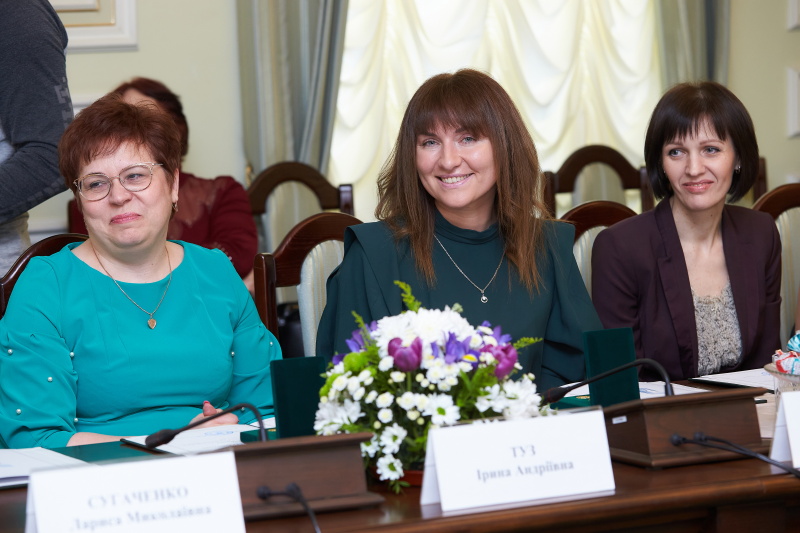 Геннадій Кернес привітав жінок із Міжнародним жіночим днем