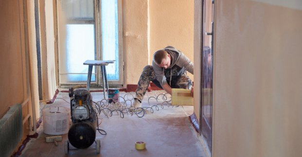 У Харкові відремонтують тисячу вхідних груп