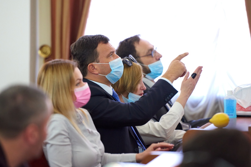 Харків'ян, які повернулися з-за кордону, просять повідомити про це сімейних лікарів