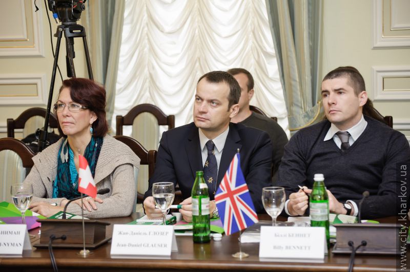 Консульські делегації ознайомилися з перебігом підготовки Харкова до ЄВРО-2012