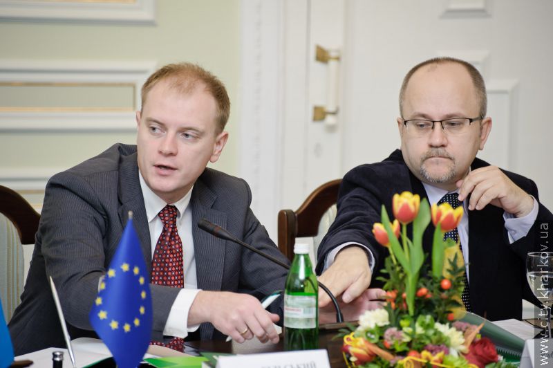 Консульські делегації ознайомилися з перебігом підготовки Харкова до ЄВРО-2012