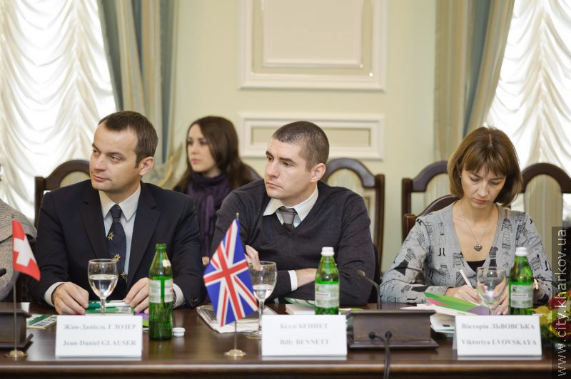Консульські делегації ознайомилися з перебігом підготовки Харкова до ЄВРО-2012