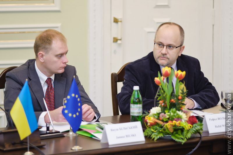 Консульські делегації ознайомилися з перебігом підготовки Харкова до ЄВРО-2012