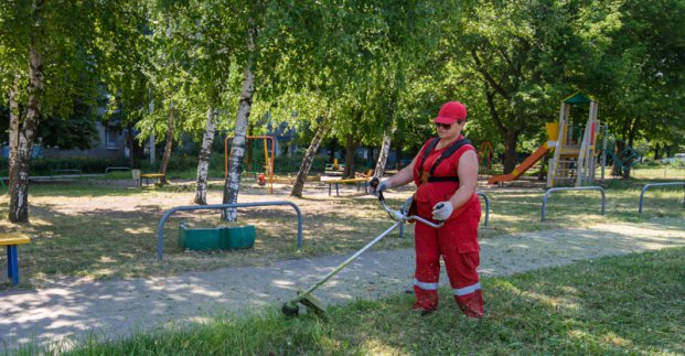 У Шевченківському районі приводять до ладу двори житлових будинків