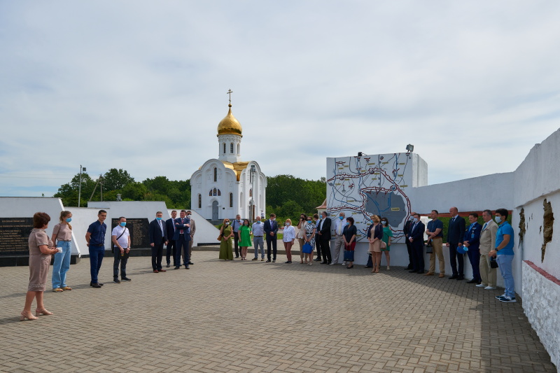 Представники дипломатичного клубу відвідали «Висоту маршала Конєва».