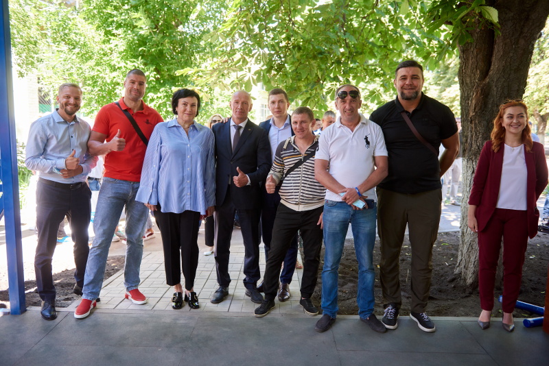 У Харкові побудували перший відкритий боксерський ринг для дітей