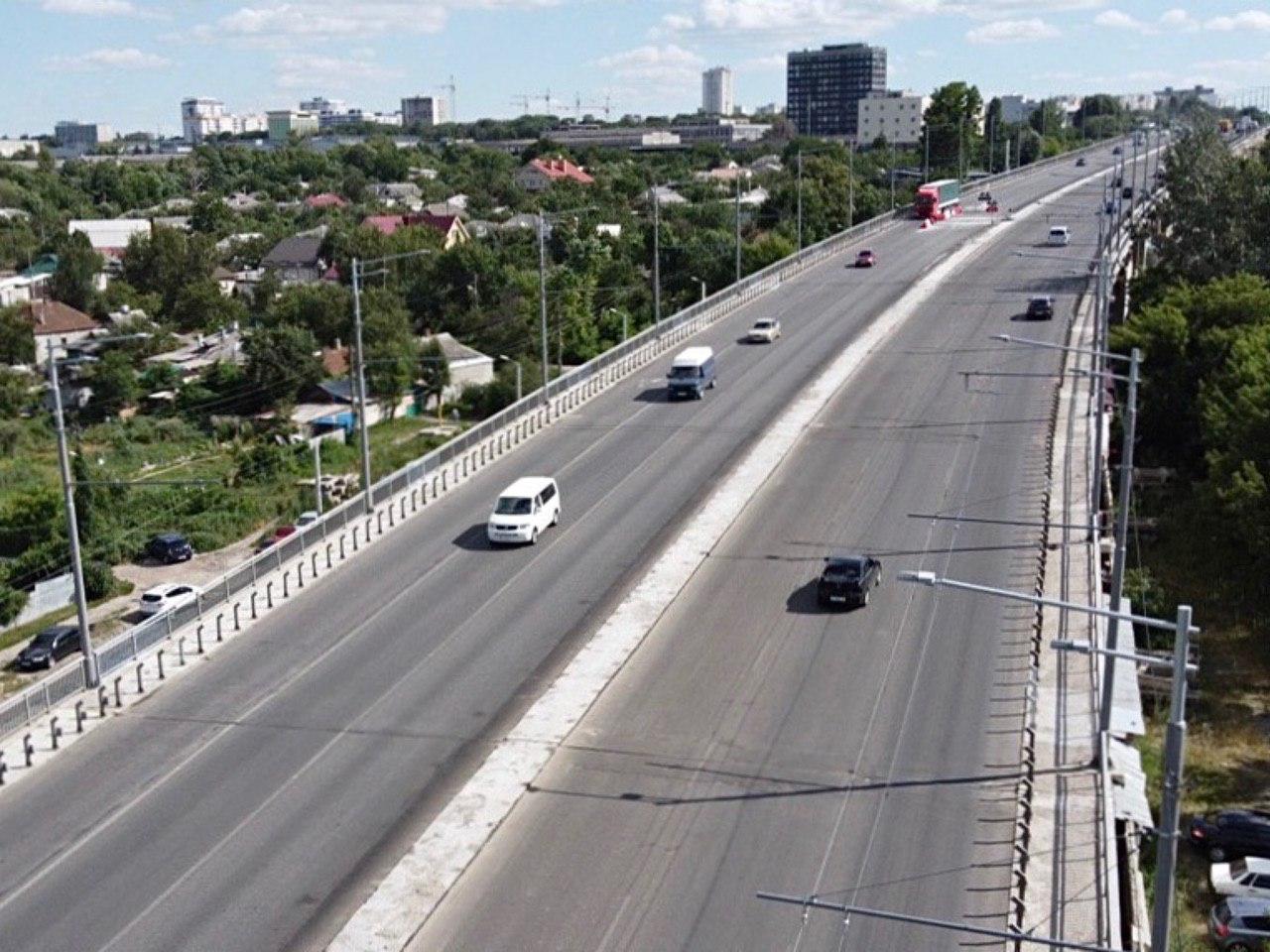 Реконструкцію Комунального шляхопроводу планують завершити до кінця літа