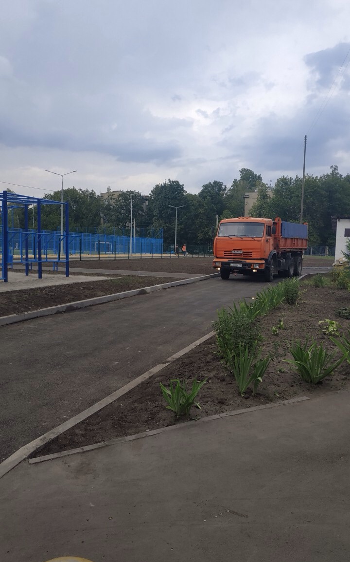 У Немишлянському районі відкриють новий шкільний стадіон