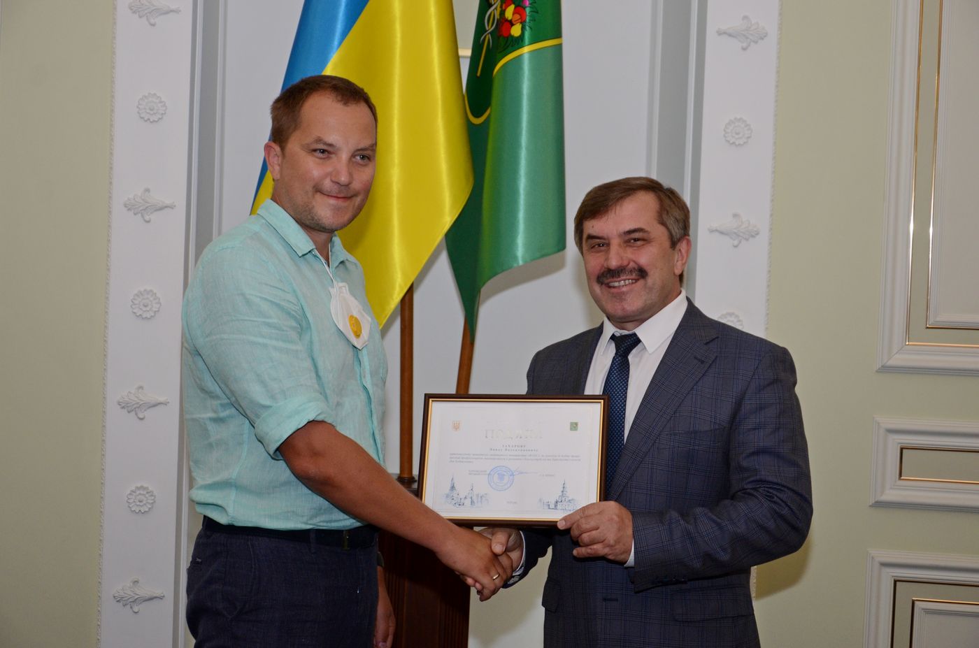 У міській раді вручили грамоти кращим будівельникам