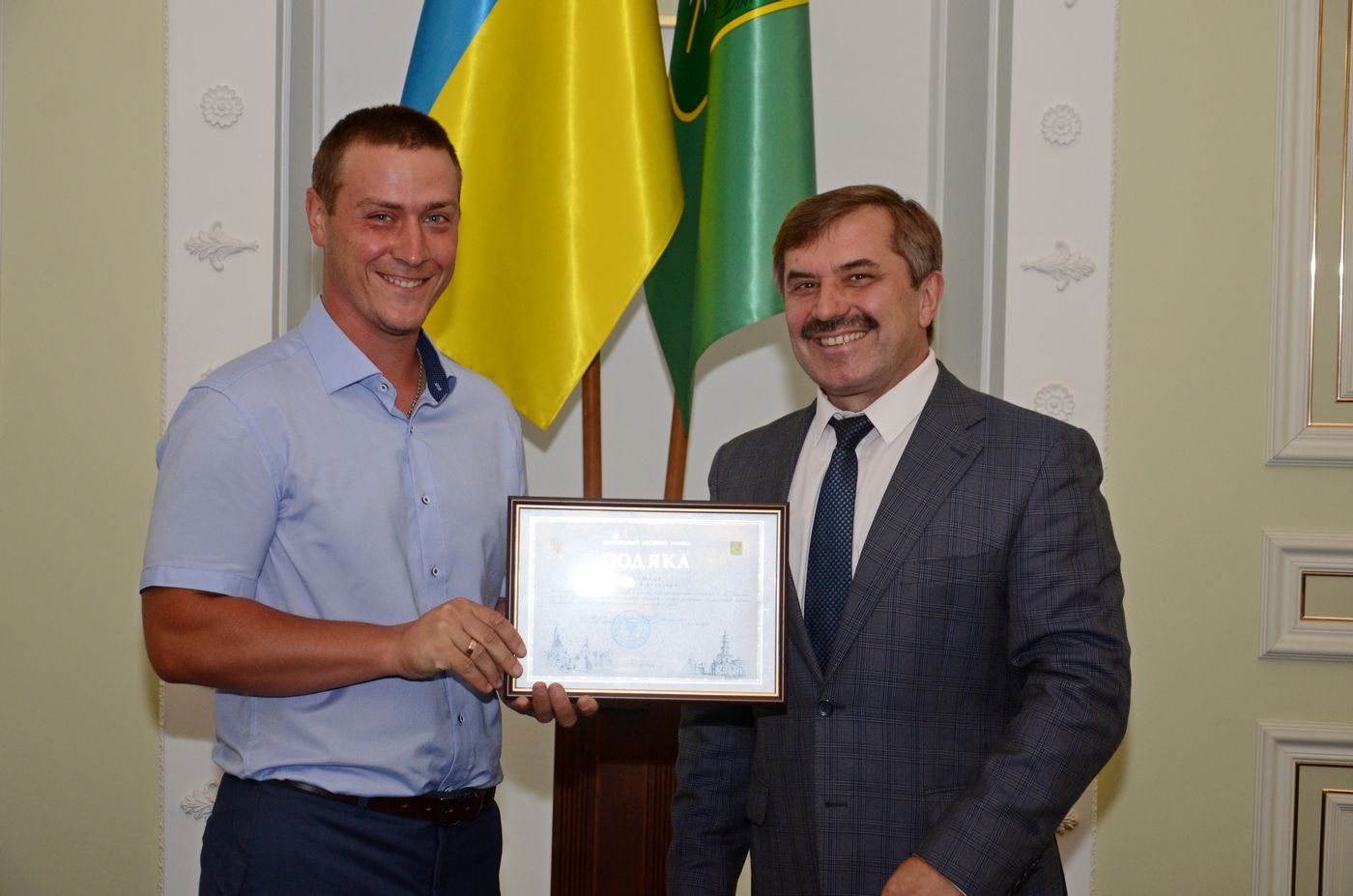 У міській раді вручили грамоти кращим будівельникам