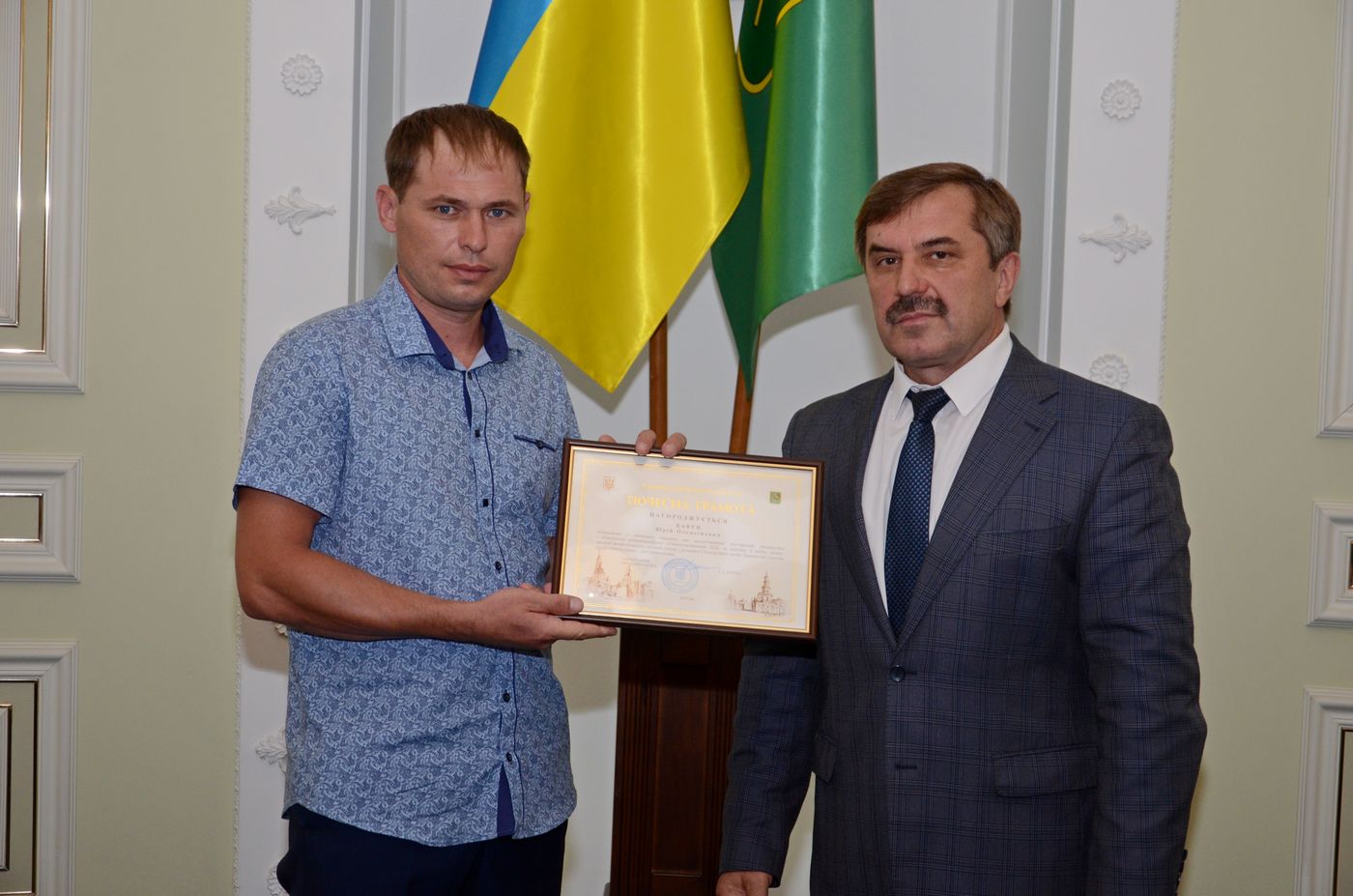 У міській раді вручили грамоти кращим будівельникам