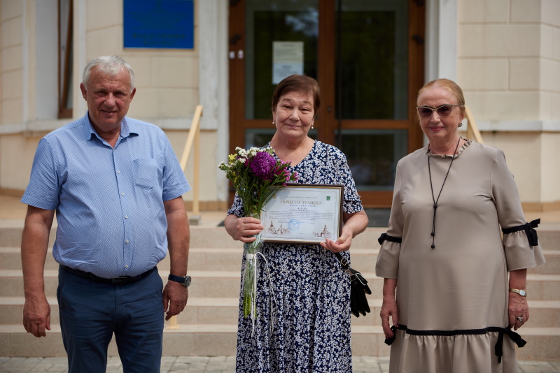 У Харкові нагородили медпрацівників, які борються з коронавірусом