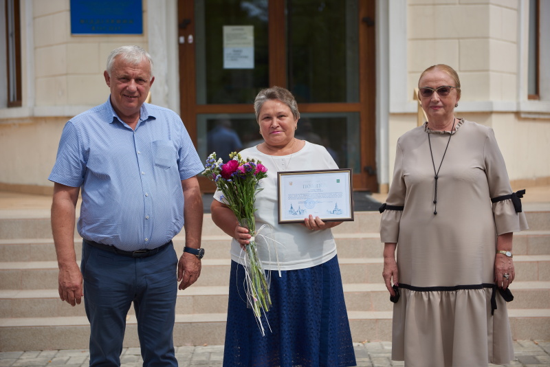 У Харкові нагородили медпрацівників, які борються з коронавірусом