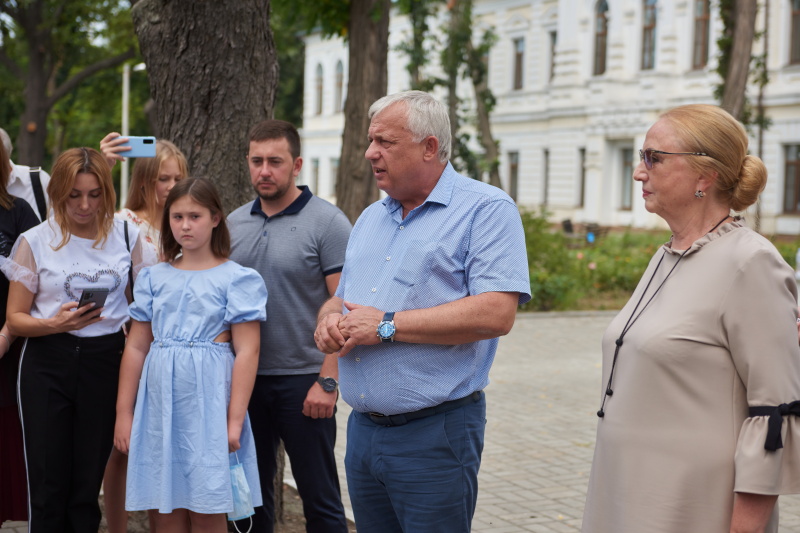 У Харкові нагородили медпрацівників, які борються з коронавірусом