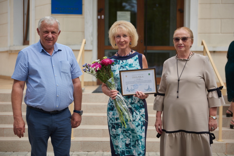 У Харкові нагородили медпрацівників, які борються з коронавірусом