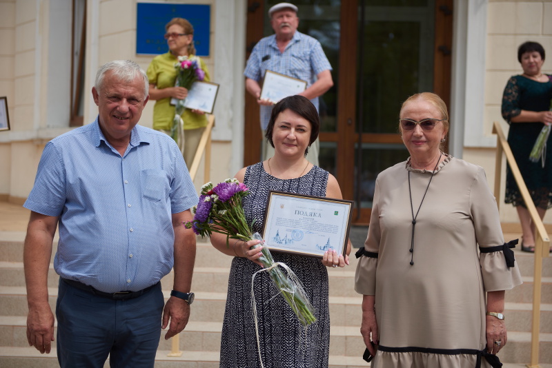 У Харкові нагородили медпрацівників, які борються з коронавірусом