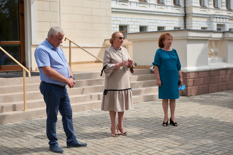 У Харкові нагородили медпрацівників, які борються з коронавірусом