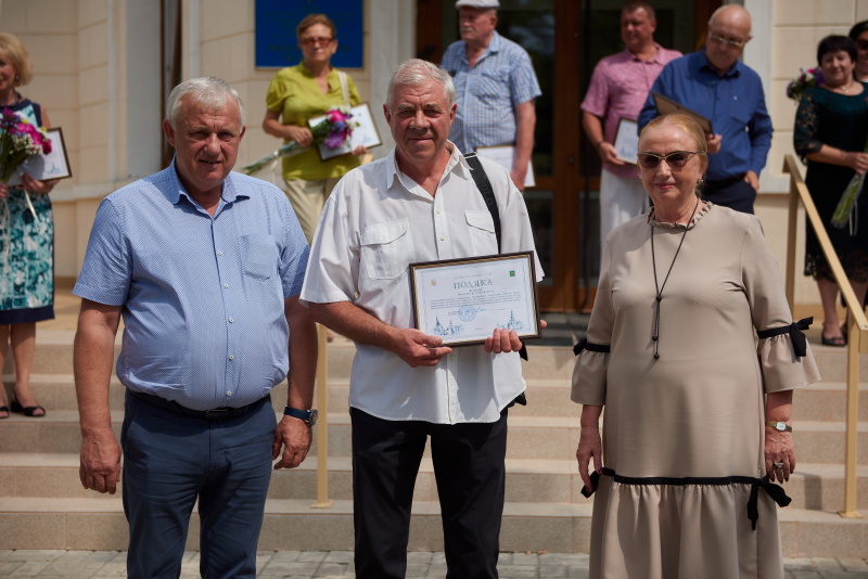 У Харкові нагородили медпрацівників, які борються з коронавірусом