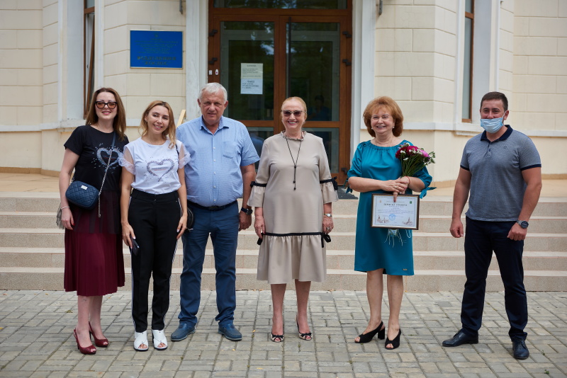 У Харкові нагородили медпрацівників, які борються з коронавірусом