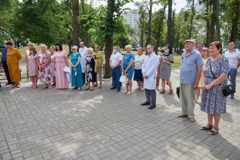 У Харкові нагородили медпрацівників, які борються з коронавірусом
