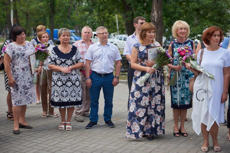 У Харкові нагородили медпрацівників, які борються з коронавірусом