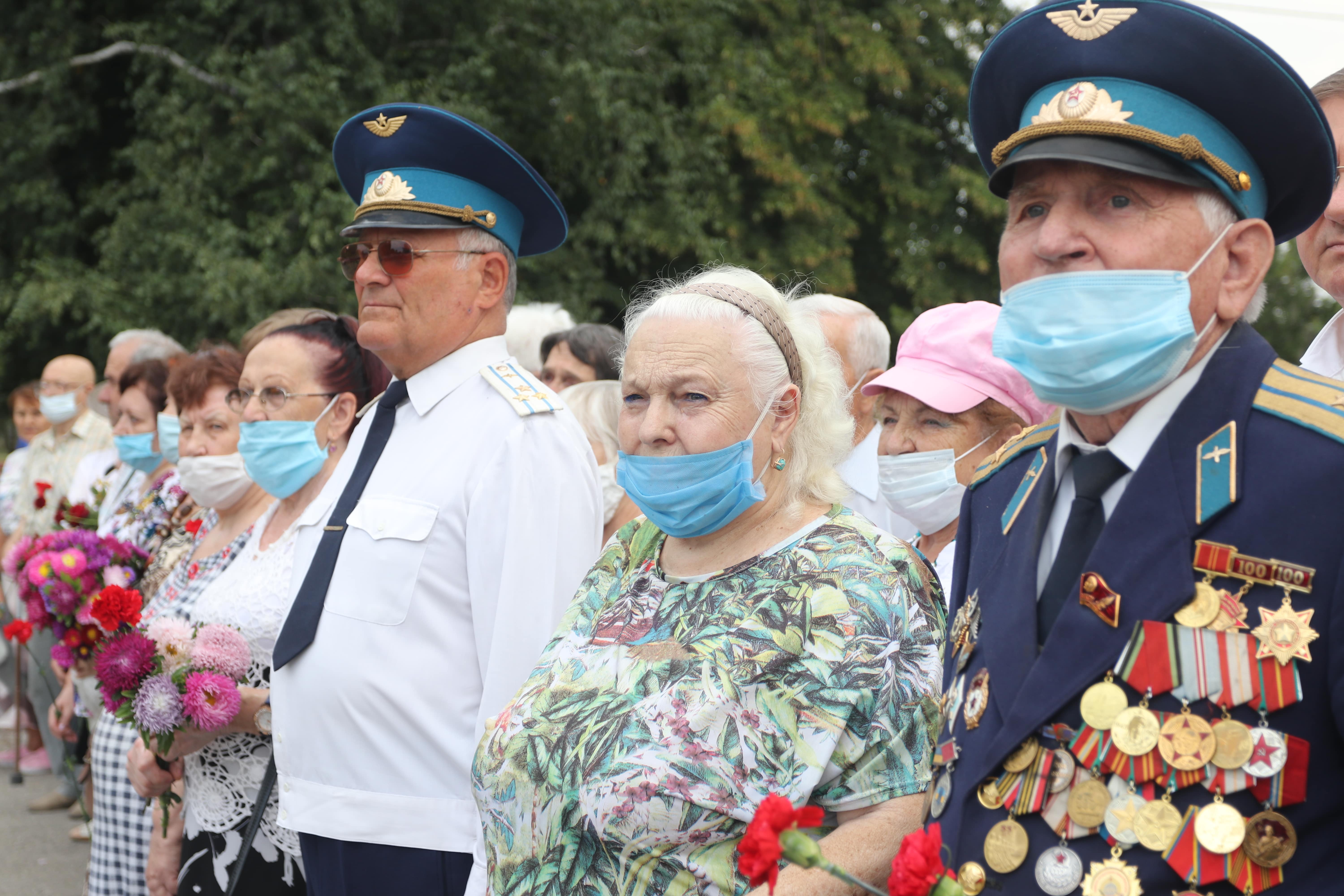 В Основ'янському районі вшанували пам'ять загиблих воїнів-визволителів