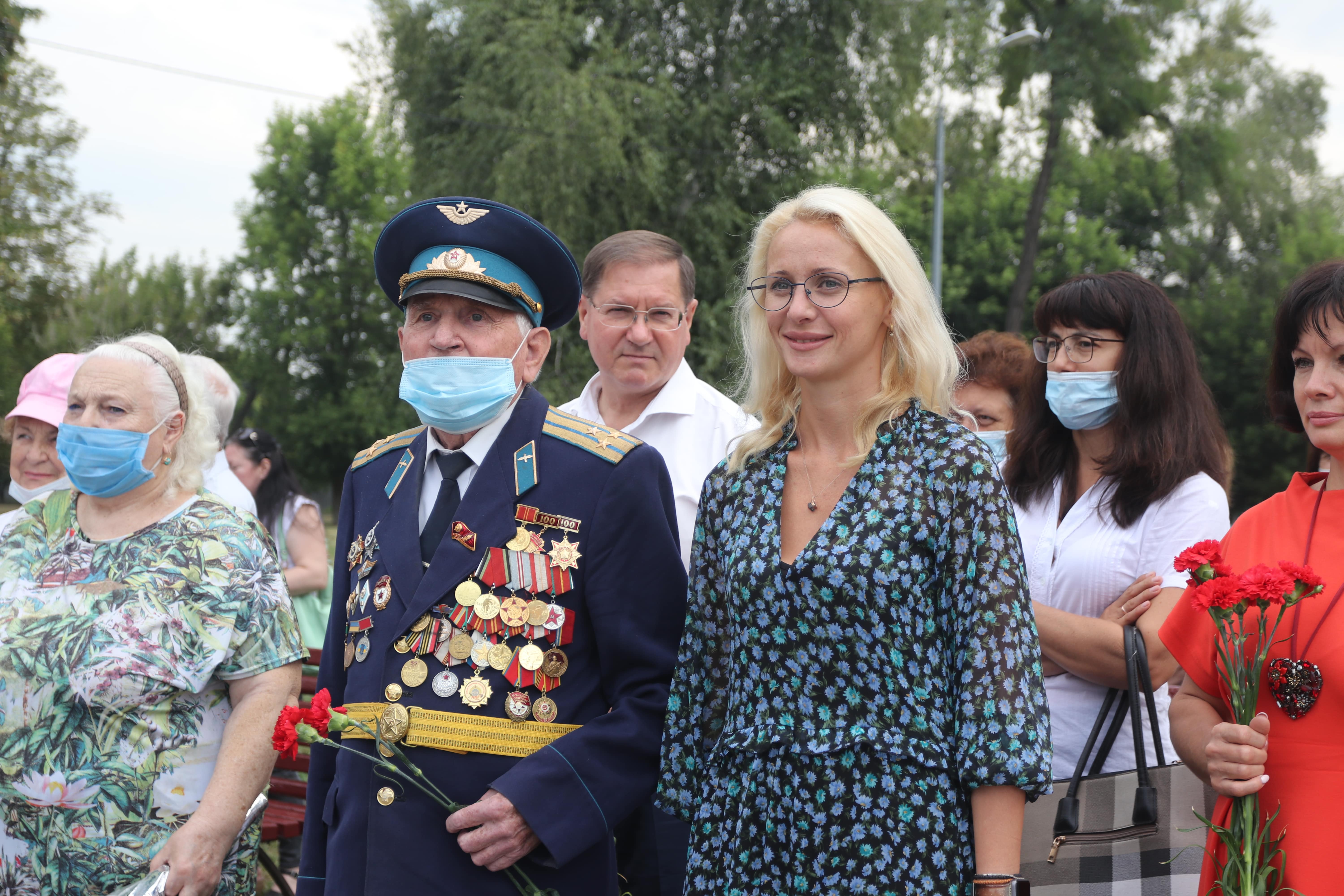 В Основ'янському районі вшанували пам'ять загиблих воїнів-визволителів