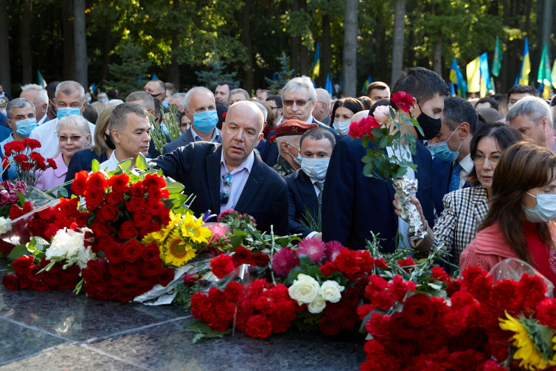 Геннадій Кернес: Спасибі вам, герої, за ваш подвиг, за наше місто!