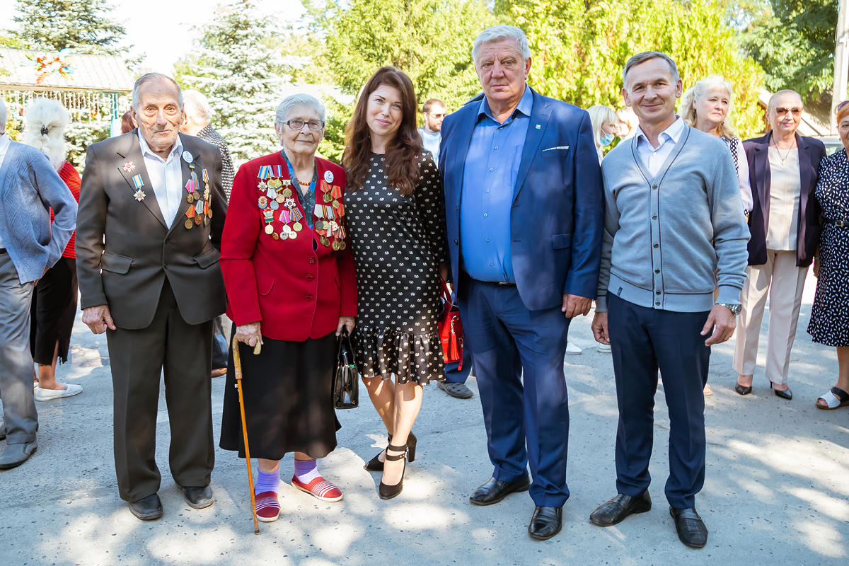 Ветерани відсвяткували День визволення Харкова польовою кашею