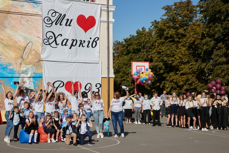 Ігор Терехов відкрив у двох школах нові стадіони