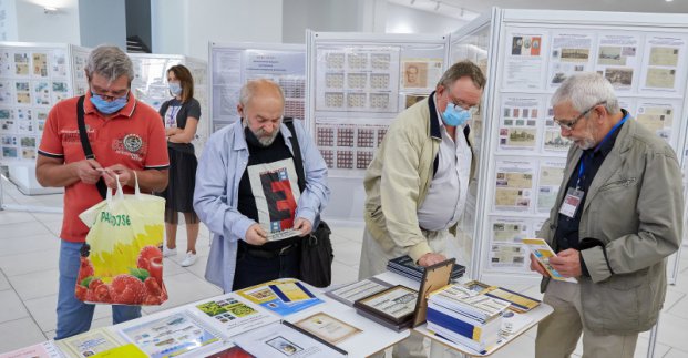 У Харкові вперше проходить Національна філателістична виставка «УКРФІЛЕКС»