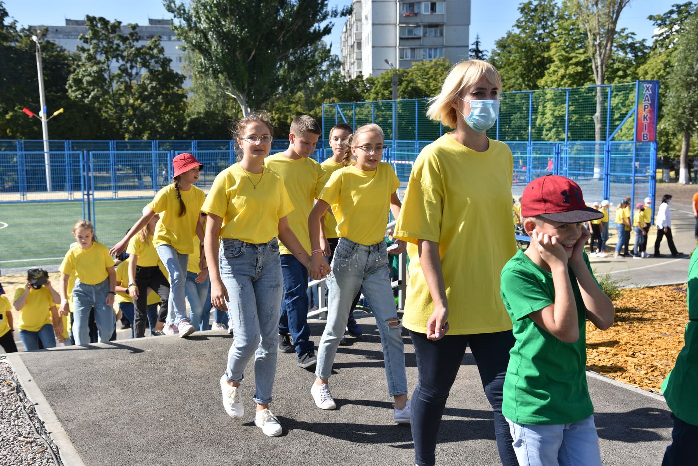 У гімназії №144 відкрили реконструйований стадіон
