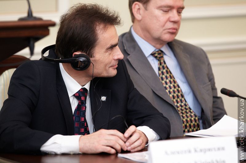 Геннадій Кернес: Розробляючи Стратегію розвитку міста, на чільне місце ми ставимо харків'ян