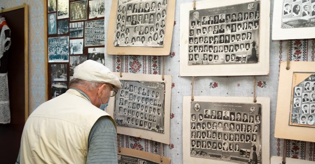 У харківській гімназії відкрили музей, присвячений чотирьом поколінням випускників 
