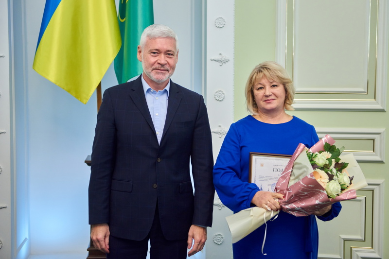 Кращим педагогам Харкова вручили грамоти міської ради