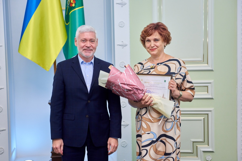 Кращим педагогам Харкова вручили грамоти міської ради