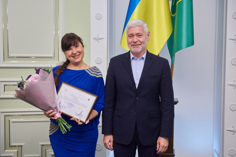 Ігор Терехов привітав учителів Холодногірського та Новобаварського районів із прийдешнім святом