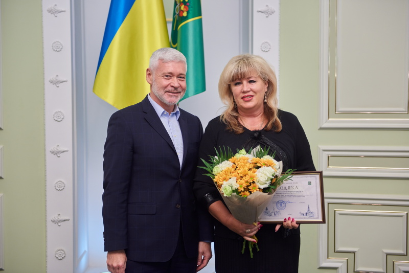 Ігор Терехов привітав учителів Холодногірського та Новобаварського районів із прийдешнім святом