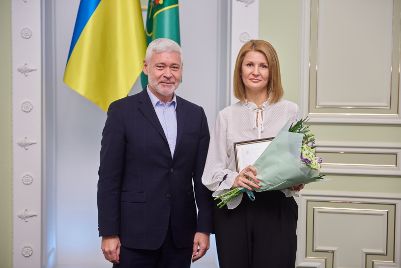 Ігор Терехов привітав учителів Холодногірського та Новобаварського районів із прийдешнім святом