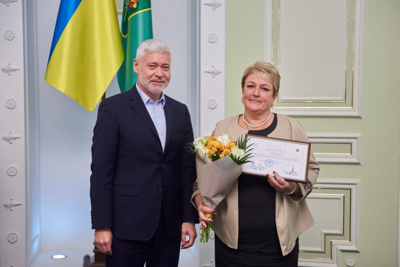 Ігор Терехов привітав учителів Холодногірського та Новобаварського районів із прийдешнім святом