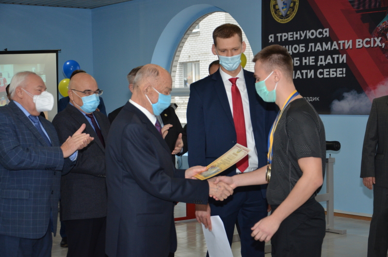 В юридичному університеті імені Ярослава Мудрого відкрили новий спортзал